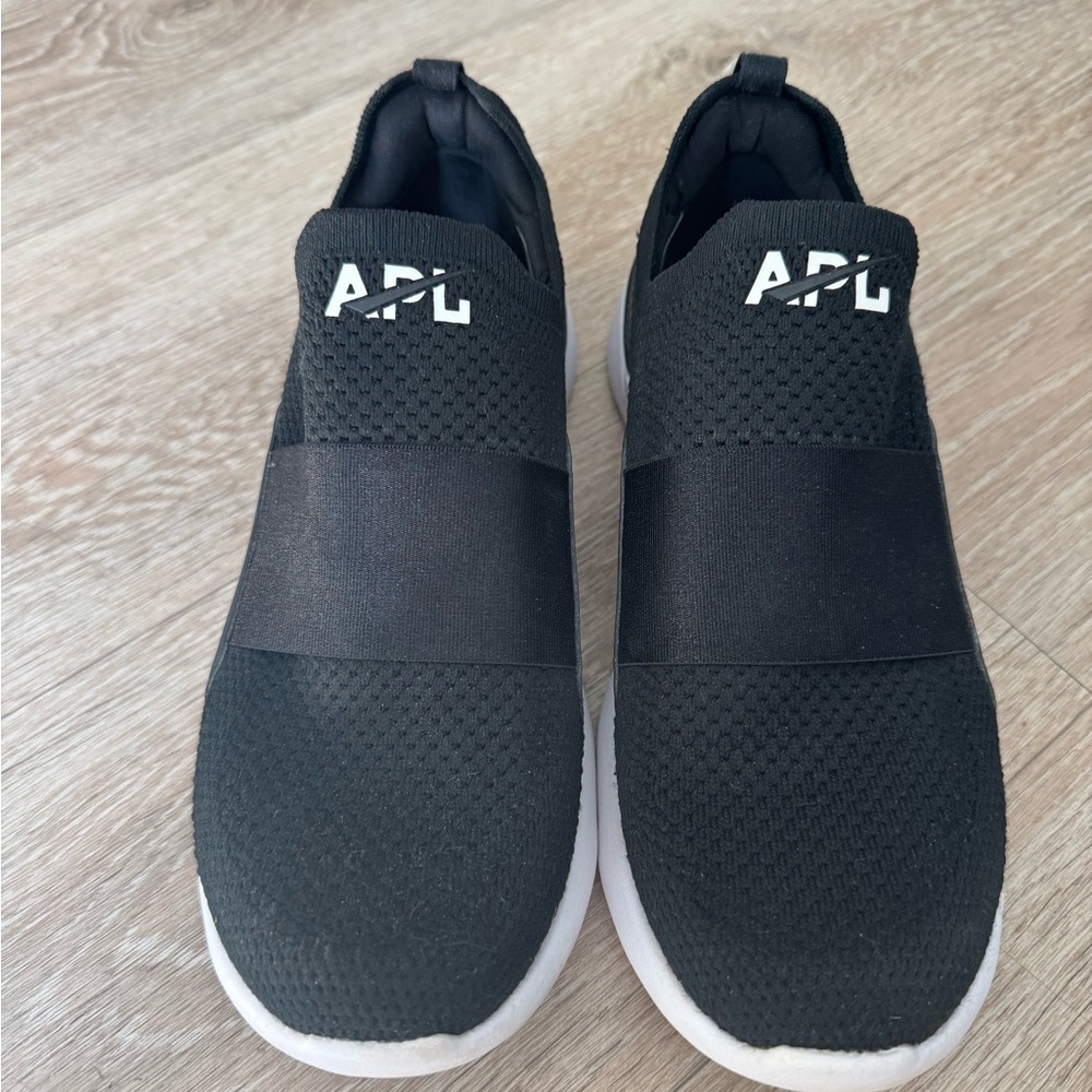 APL women’s Techloom Bliss shoes